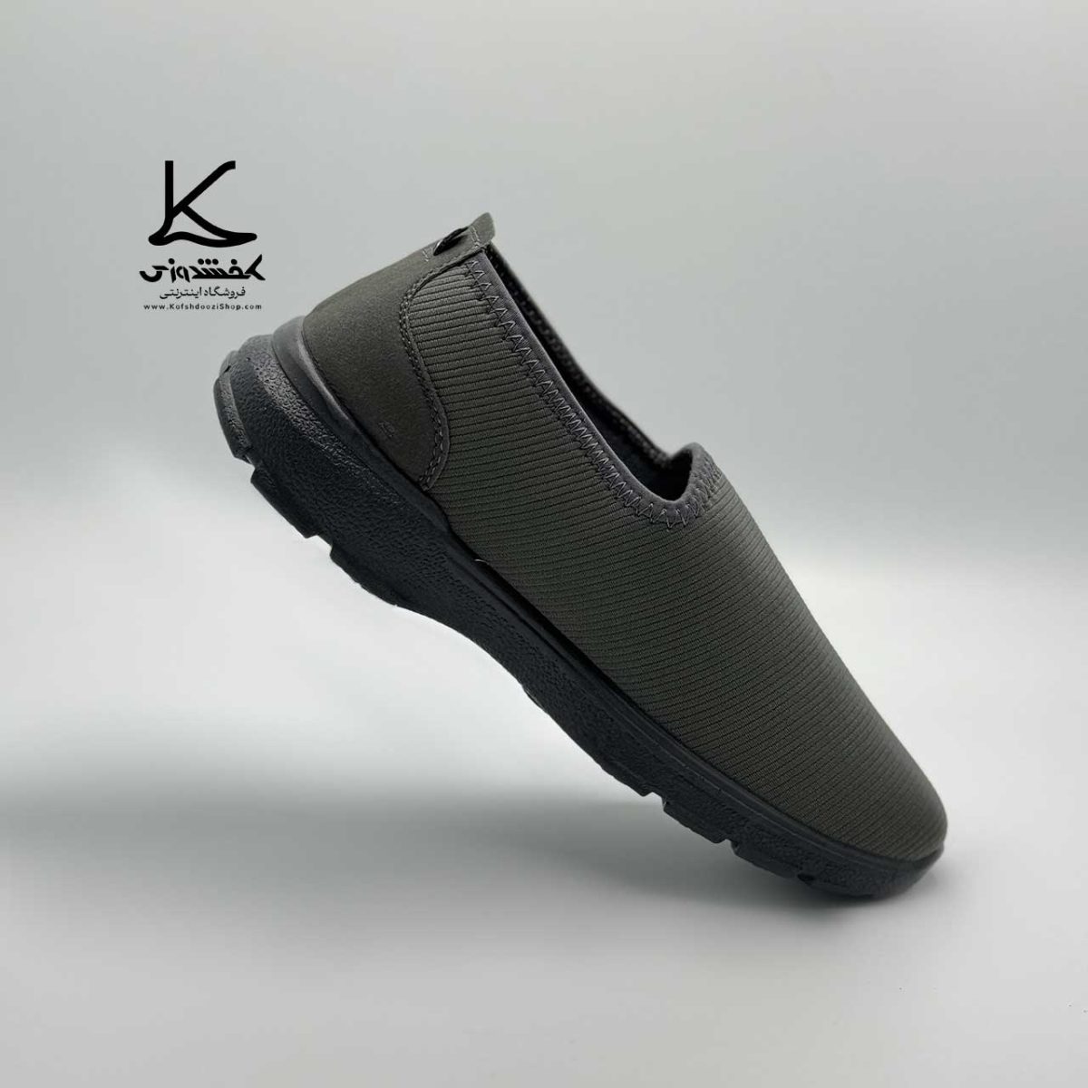 کفش راحتی میانه اسکیچرز